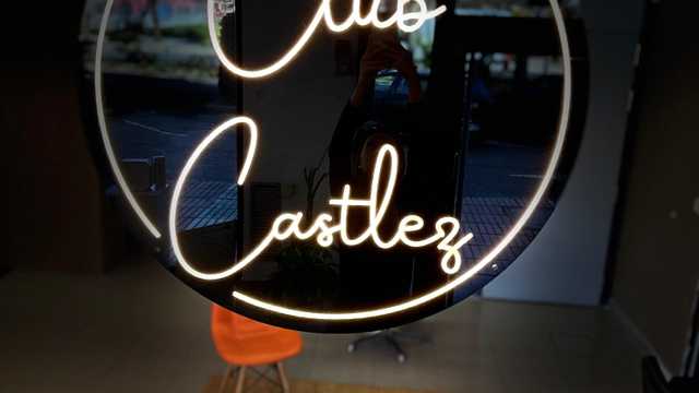 Ayudante/a de Peluqueria y Estética