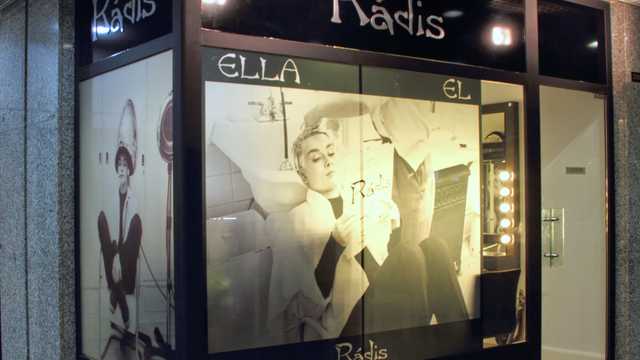 Oficial de Peluquería