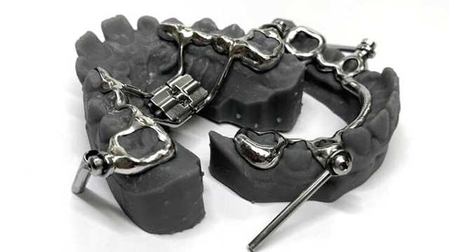 Protésico/a dental