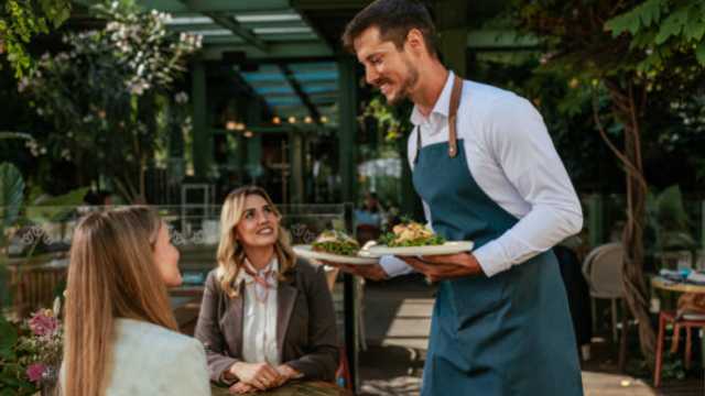 *CAMERIERE/A DI SALA PER RISTORANTE ITALIANO 40H-1600€ NETTI AL MESET