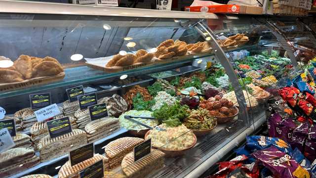Deli Worker
