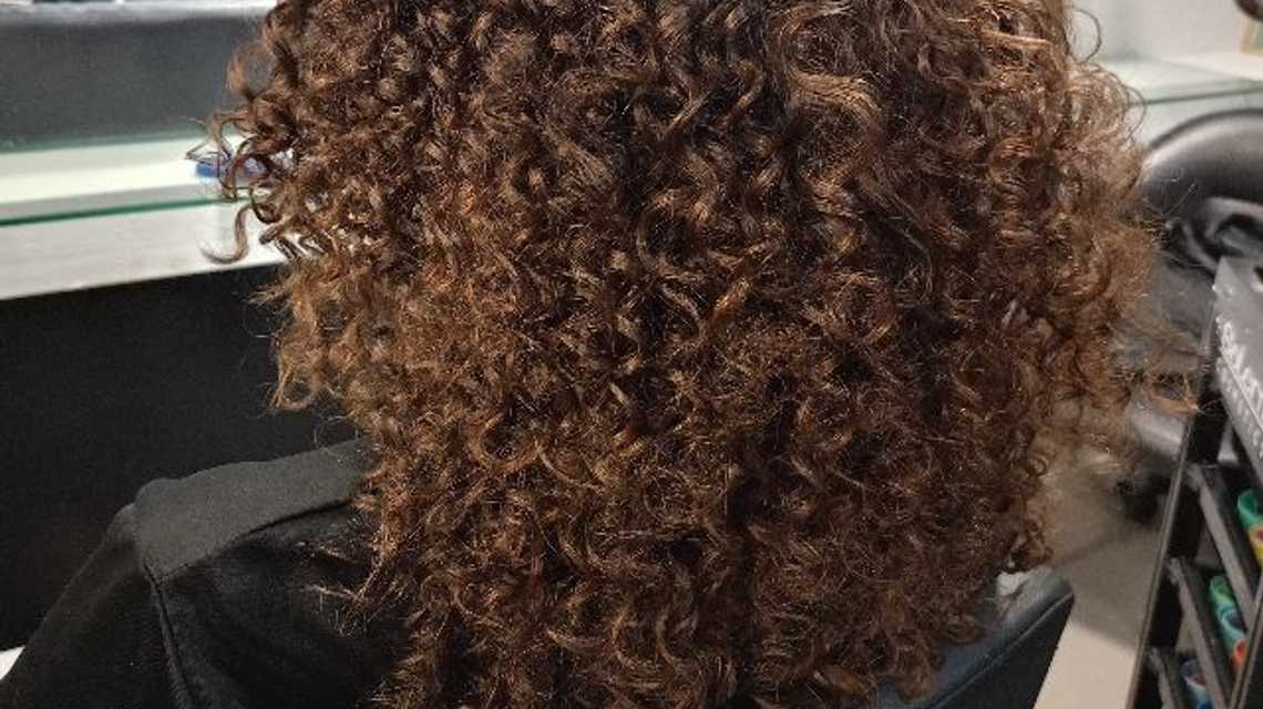 Peluquería Michelle madrid cover image