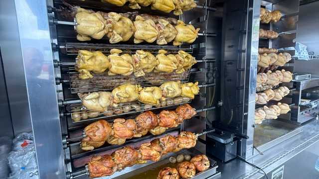 Dependiente/a y Ayudante de Cocina
