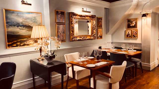 Kitchen Porter Monday to Friday 4 - 10pm