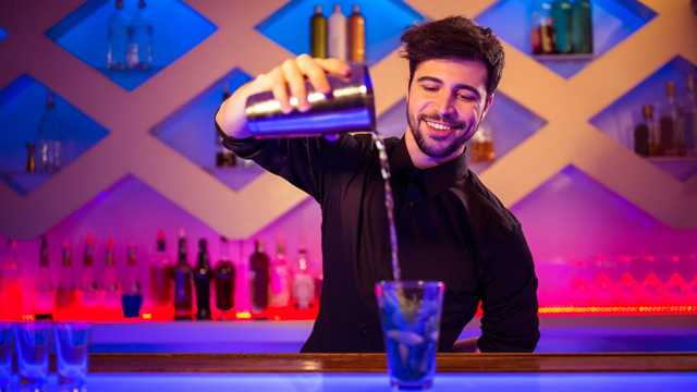 Camarero/a de barra y sala club