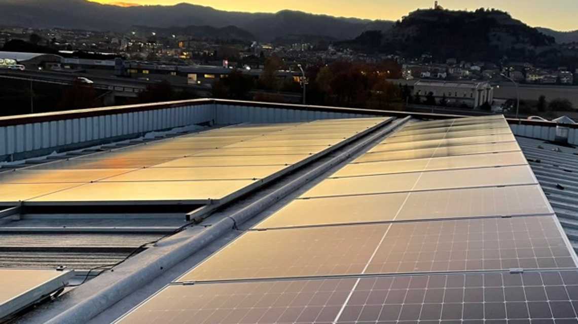 quantax  cover image