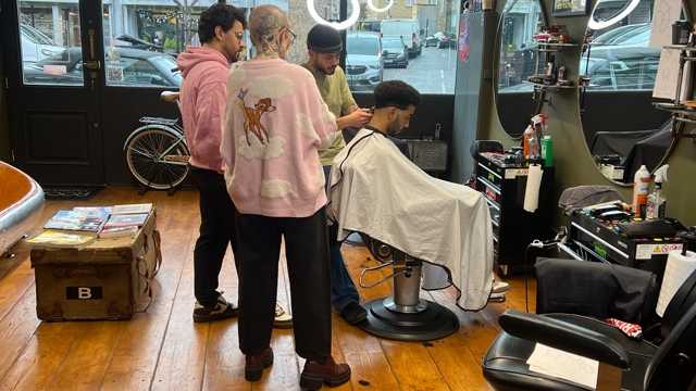 Barber / Hairdresser