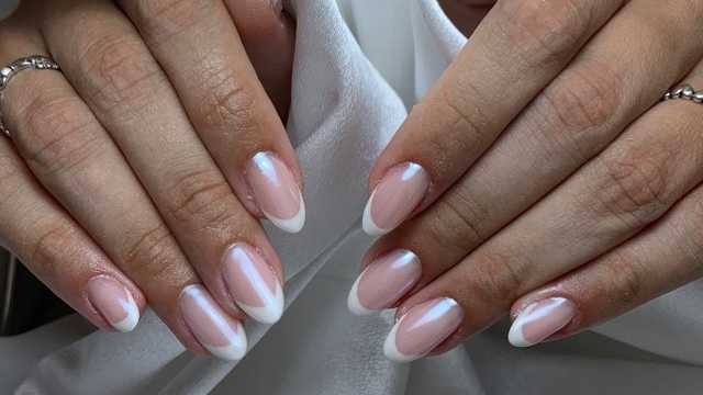Manicurista Técnica Uñas Acrilicas