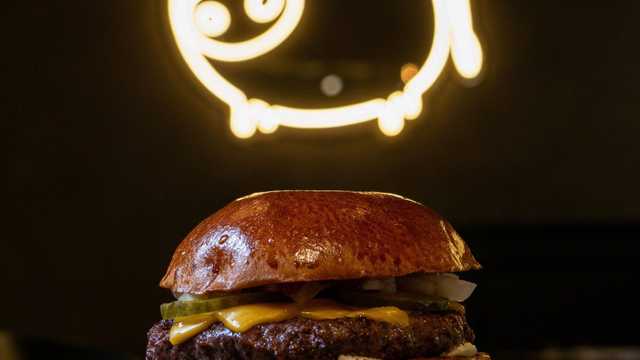 Camarero/a y Ayudante/a de Cocina