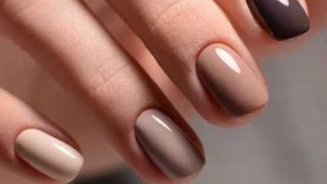 Manicurista Técnica Uñas Acrilicas