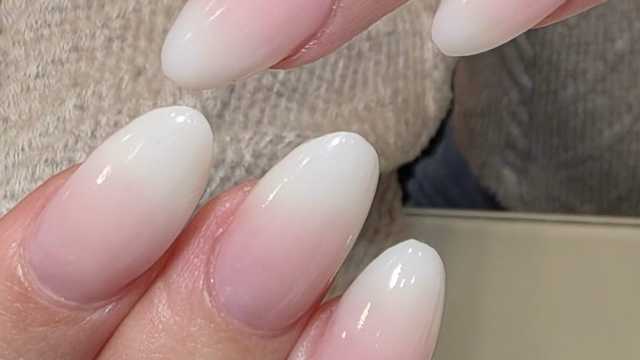 Técnico/a de Uñas y Pestañas