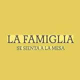 La Famiglia se sienta a la mesa  avatar icon