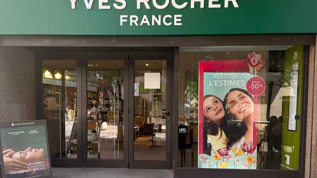 Esteticista-Consejera de belleza