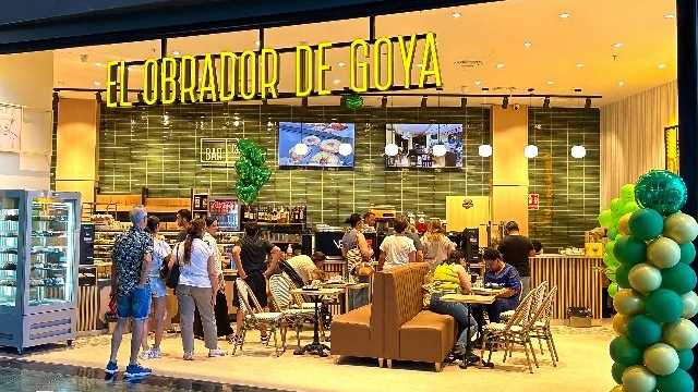 Ayudante de comercio