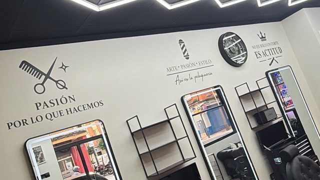 Oficial de peluqueria