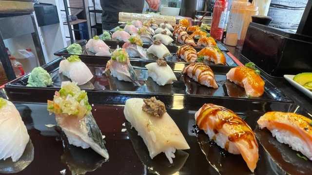 Sushiman/Sushiwoman
