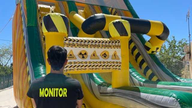 Monitor castillos hinchables