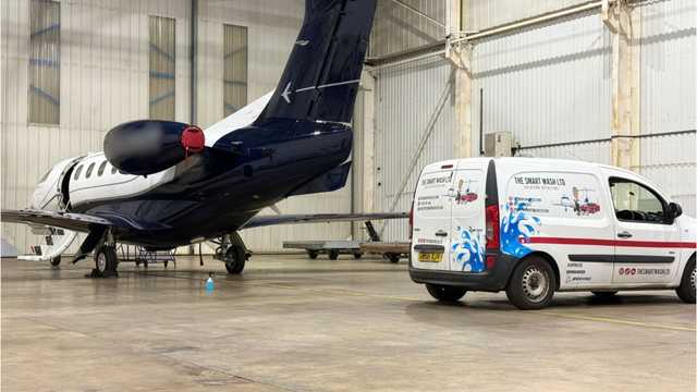 Aircraft Cleaner