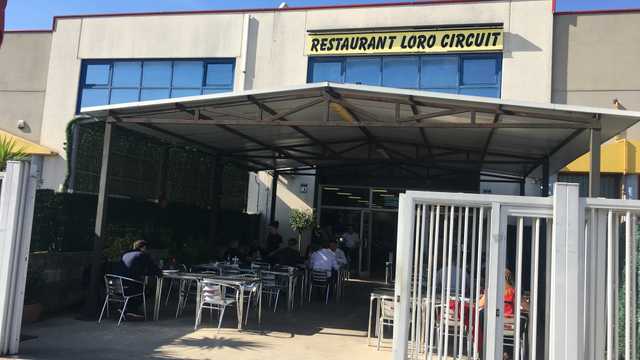 Buscamos camarero/a y cocinero/a para bar restaurante