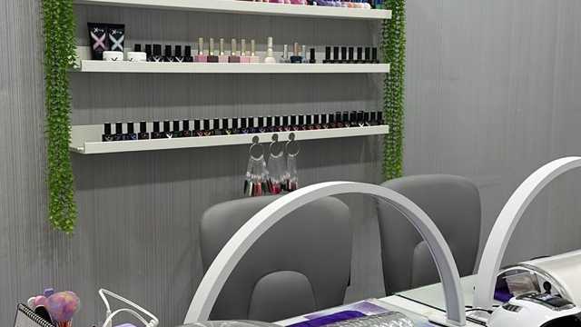 Alquiler de mesa manicurista