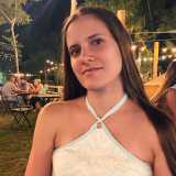 Lluna R. avatar icon