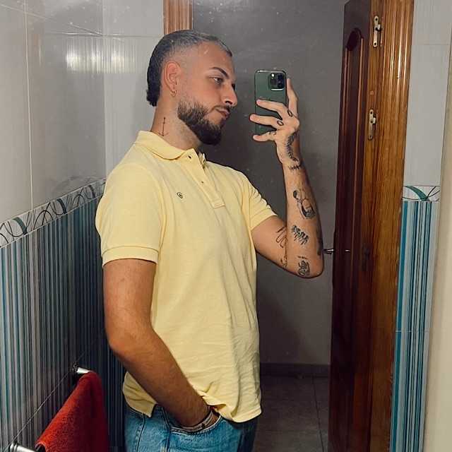 Candidate avatar