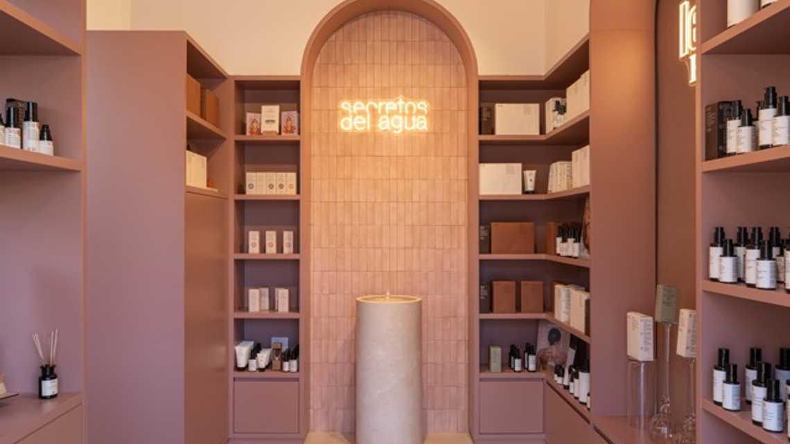 Salón The Level Hair Peluquería y Estética “Secretos del Agua" cover image