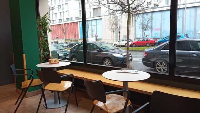 Ayudante de Dependiente/a