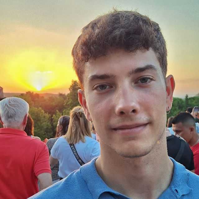 Candidate avatar