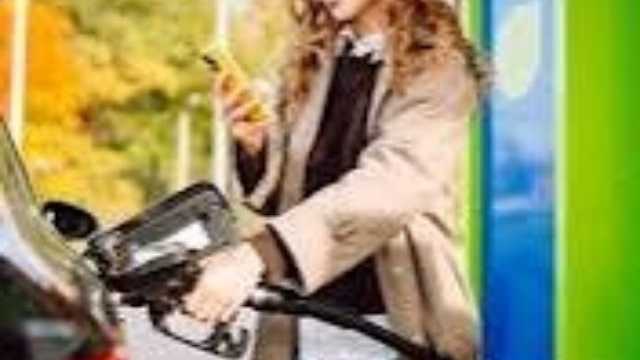 TRABAJO GASOLINERA MARBELLA