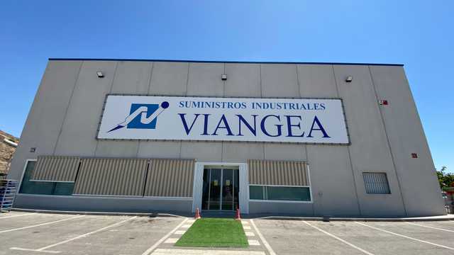 Dependiente de Tienda Ferreteria Industrial