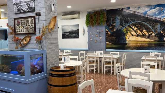 Camarero/a y Cocinero/a