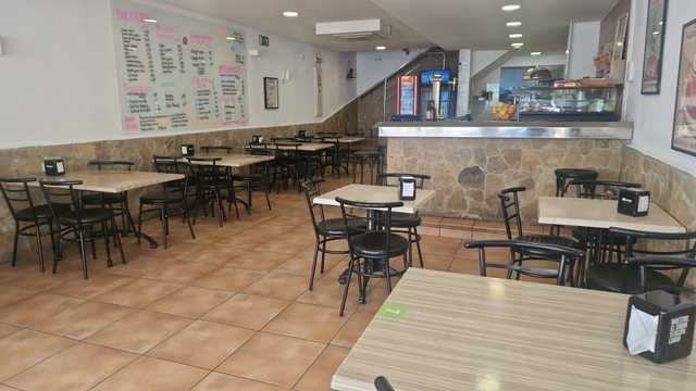 Camarero/a