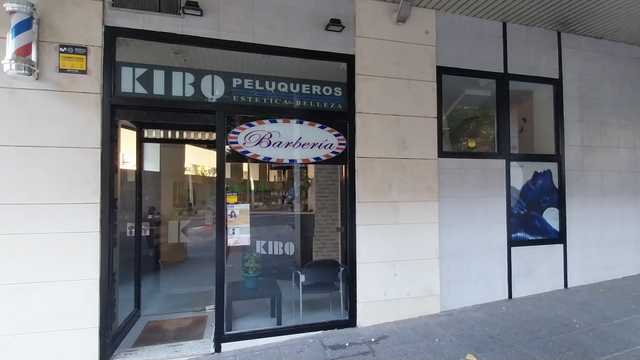 Oficial de Peluquería