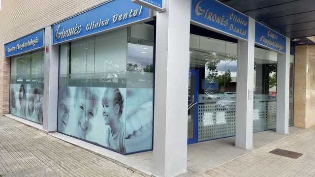 RECEPCIONISTA DENTAL CON EXPERIENCIA