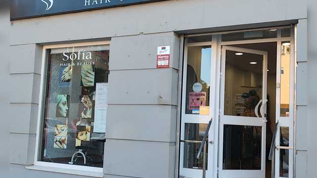 Técnico/a en Uñas Acrilicas y Gel