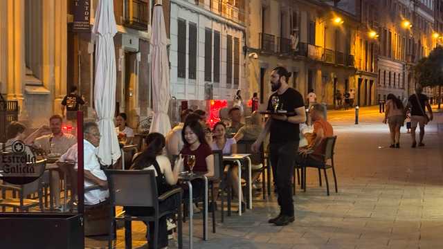 Camarero/a de Barra y Sala/Terraza