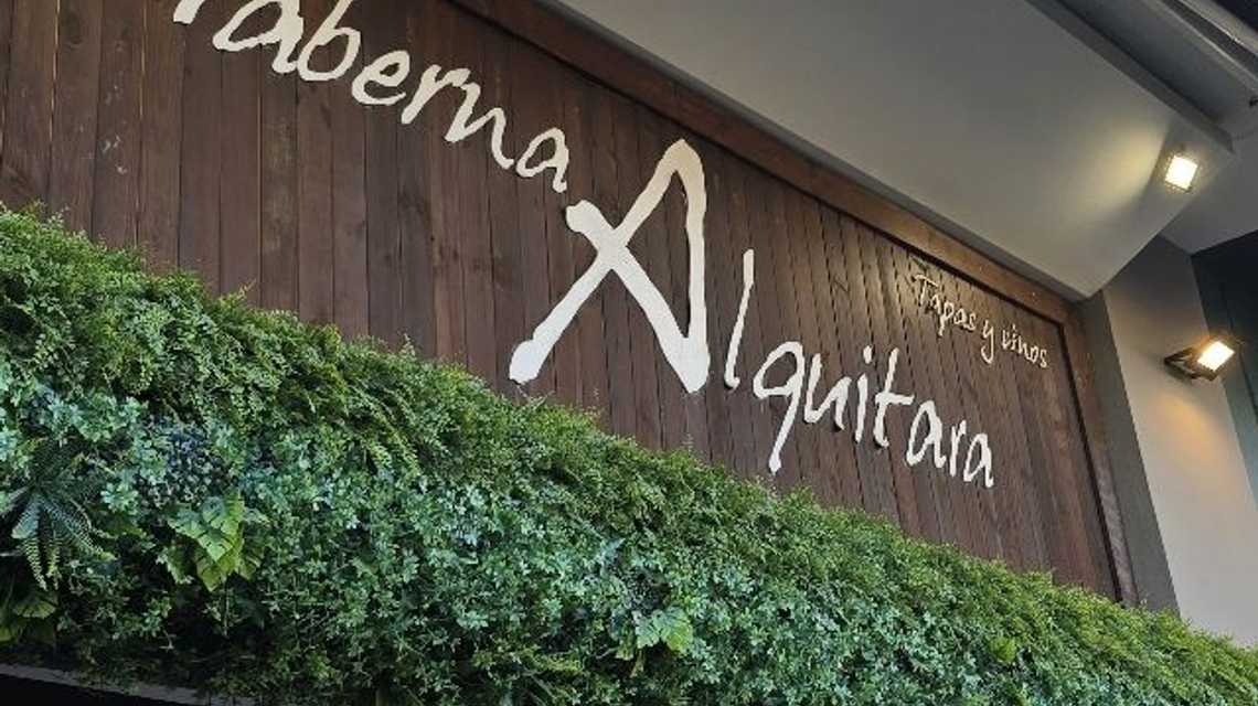 Alquitara tapas y Origen cafe cover image