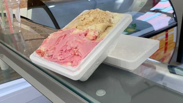 Dependiente Heladería & Cafetería