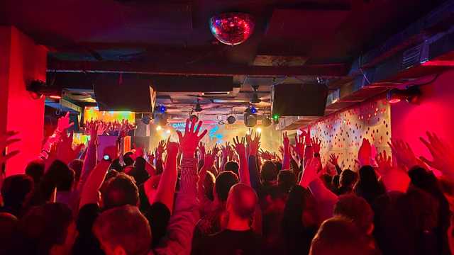 Tarjetero para Discoteca en Madrid Centro