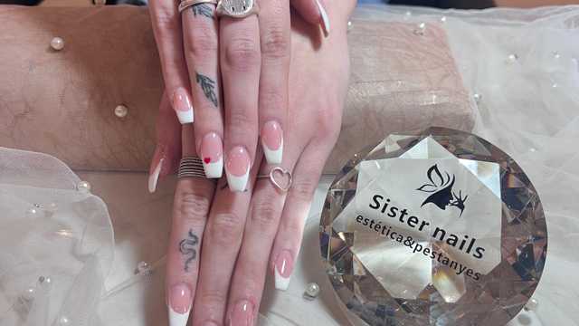 Manicurista y pedicurista