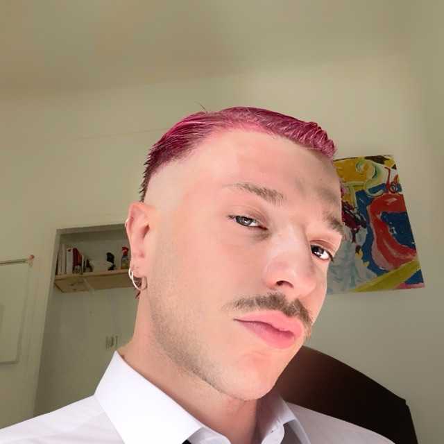 Candidate avatar