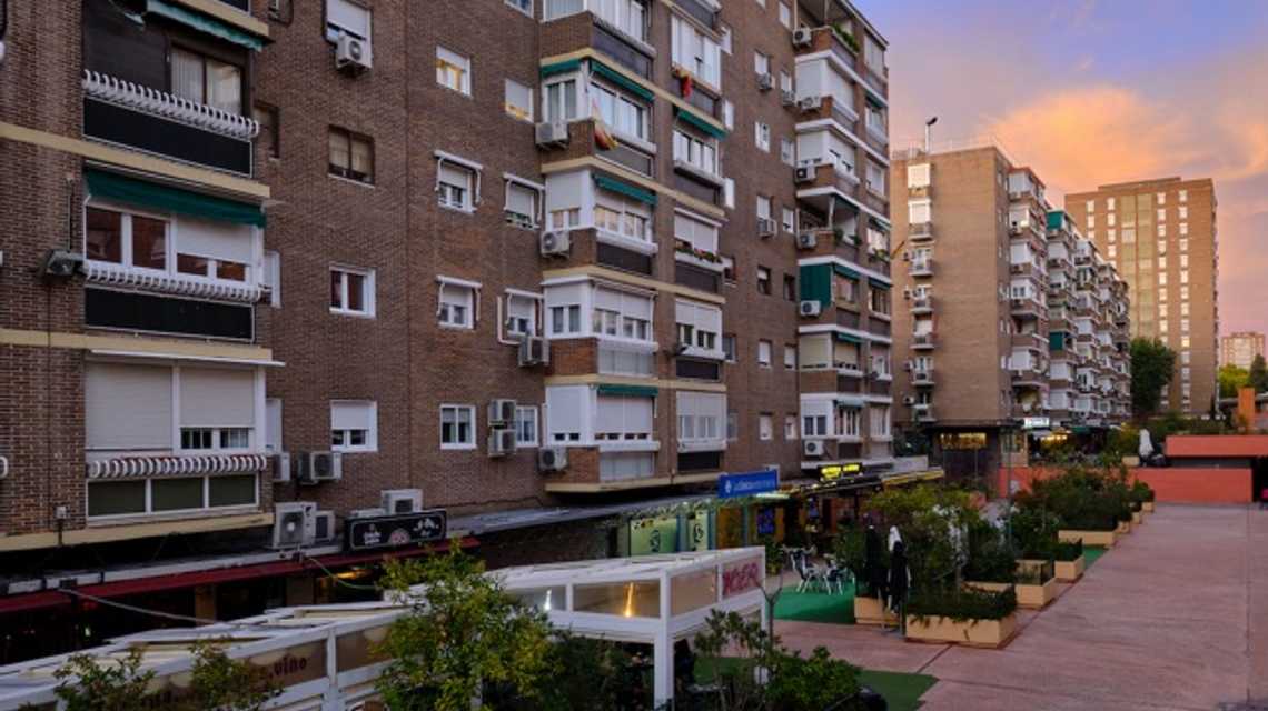 Las Lonjas cover image