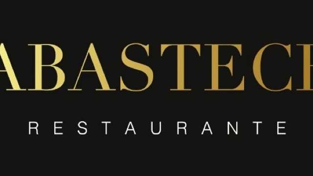 Cocinero/a y Ayudante/a de Cocina