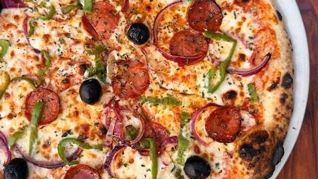 Ayudante/a de Cocina y Pizzero