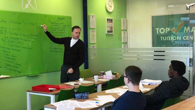 Tutor