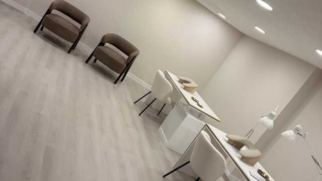 Manicurista Técnica Uñas Acrilicas