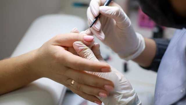 Esteticista y Manicurista en Badalona