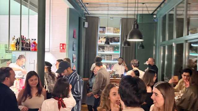 Ayudante/a de Limpieza y Friegaplatos