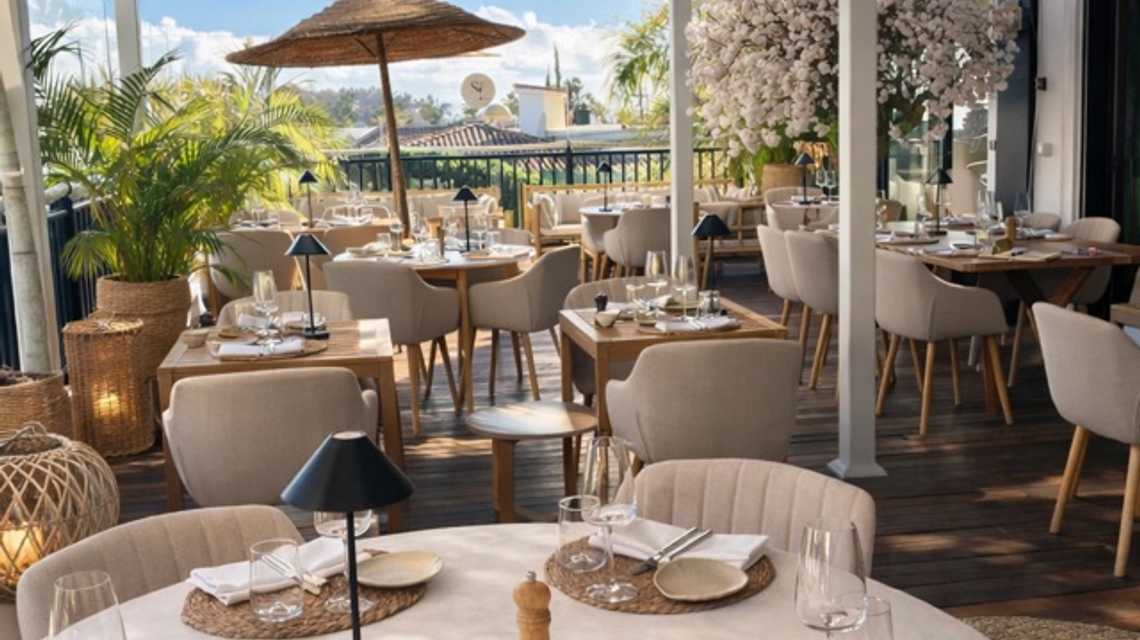 Sea lounge cover image